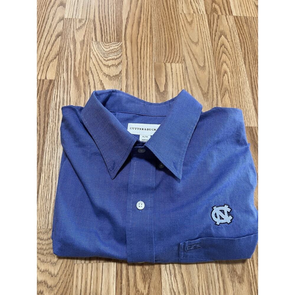 North Carolina Tar Heels cutter & buck long sleeve Button Up shirt - XL